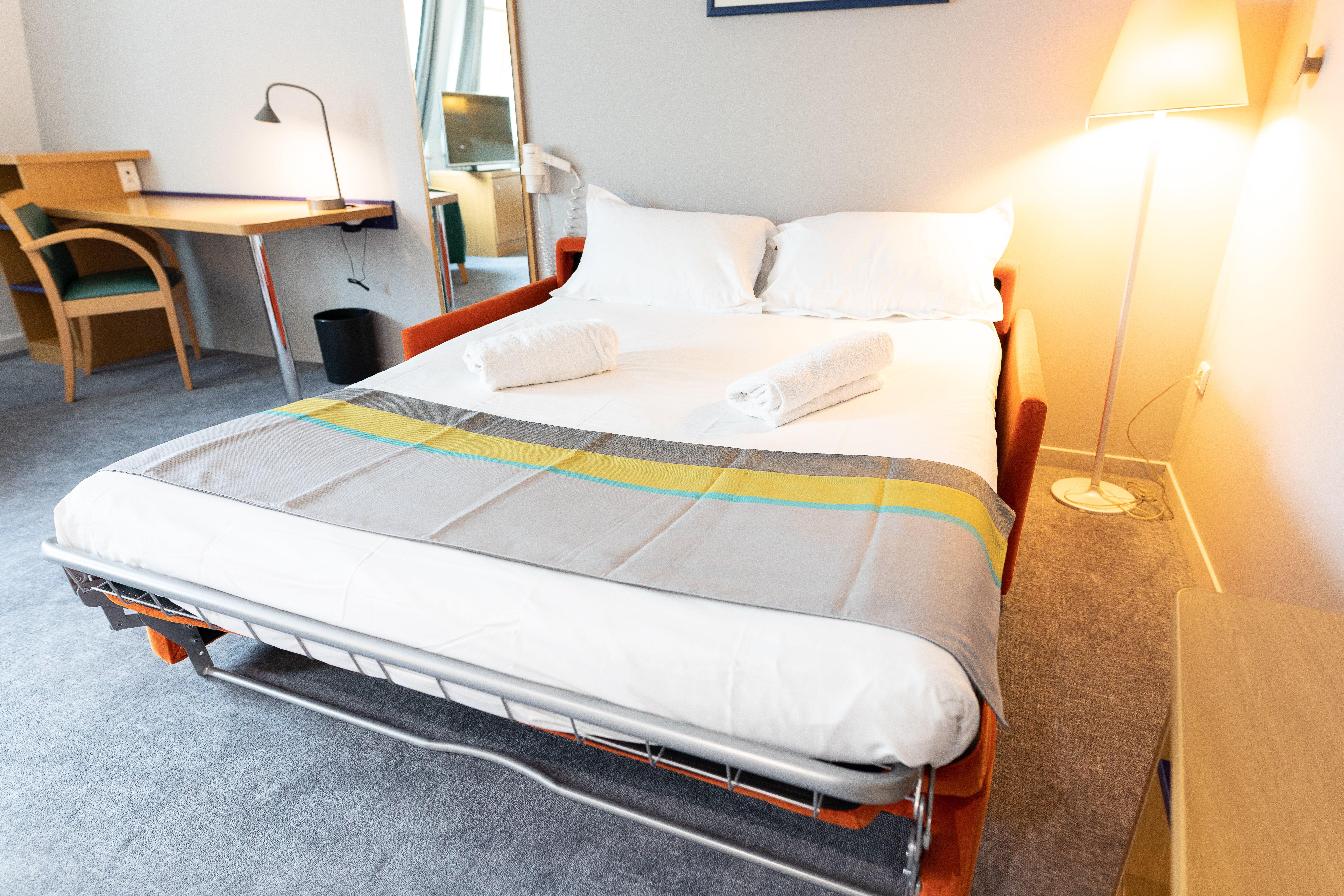 Holiday Inn Express Arras By Ihg Kültér fotó