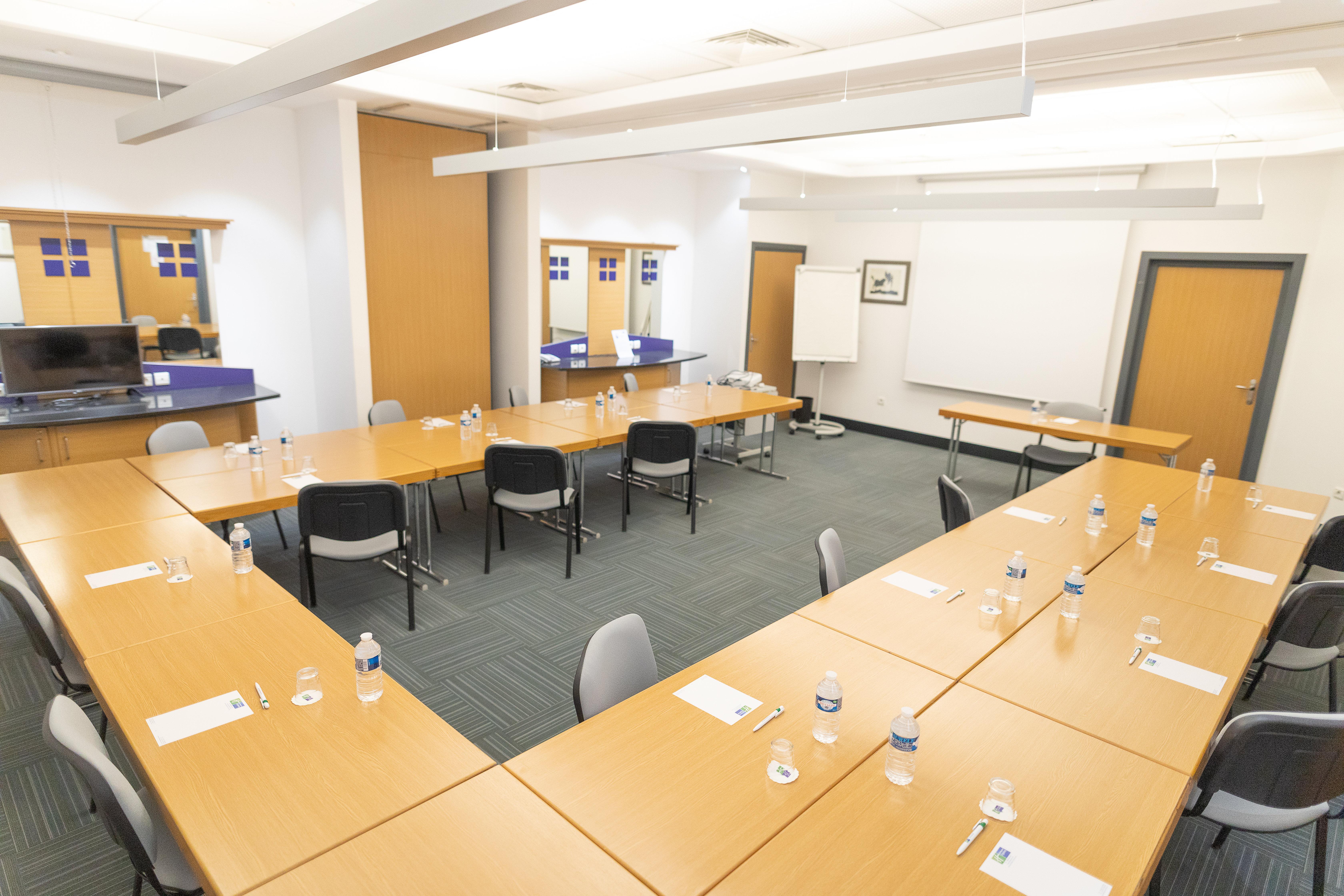 Holiday Inn Express Arras By Ihg Kültér fotó